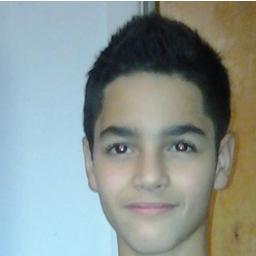 Follow me I follow back! Joueur de Basket. #TeamSport