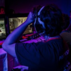fkndece's profile picture. ...