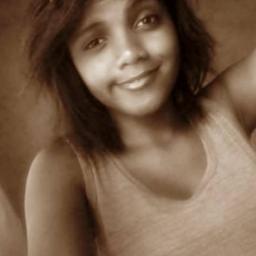 Uma menina de varias CARAS  rsrsrsr