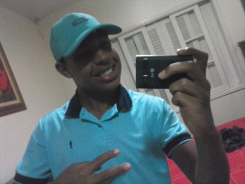 14 aninhoos, Carinhoso, bessta E #Coriinthiano Rooxo QQqer saber mais Segue Noois ;pp ?
