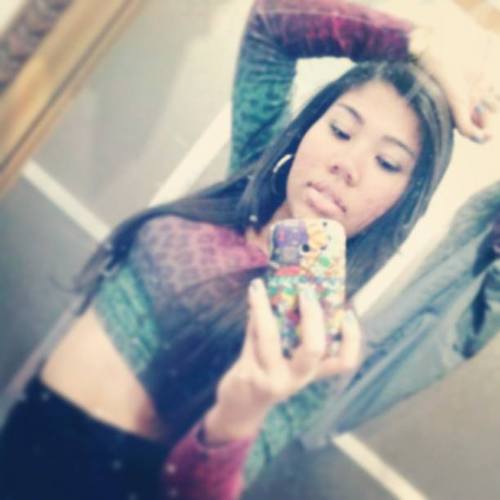 Solteira,Carioca,Ciumenta,Orgulhosa,Preguiçosa,Boba....Gosto de tudo,mas nem tudo gosta de mim =P haha'