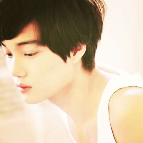 EXO and BTS ♥ Luhan, Sehun, Baekhyun, Kai, Jungkook and Taehyung are my ultimate biases. ♡