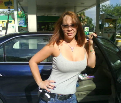 that is Miss Lola to you!! VG promoter and Sexy Lady Representin'
