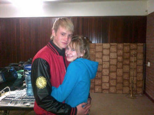 I love you more than anything in the world! Knowing that you're mine makes me happy in every possible way!♥