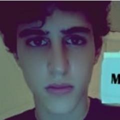 lindo gostozo tezaum tudo de baum e da minha 
namoradinha @Meleene_  ♥