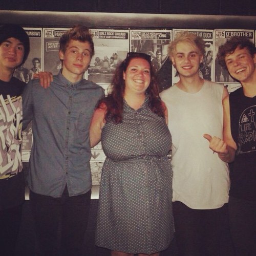 23.Youtubers.Zirry.Cake.THANK YOU 1D! Maz follows. #teamcal