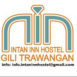 Penginapan dekat central ama, nyaman & bersih
Fasilitas Ac- Air panas- Tv satelitte wifi gratis