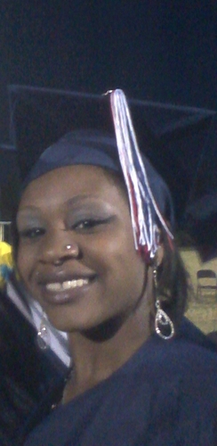 Im the QUEEN of mii throne♥♥ #TeamMusicFlow. #TeamR&B(etc) FOLLOW ME & I'LL FOLLOW BACK!
