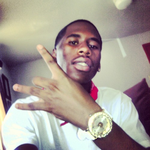 Dont Worry Bout Me You Jus Worry Bout You............Follow My Playa Azz Rules & Everythang Ah Go Smooth