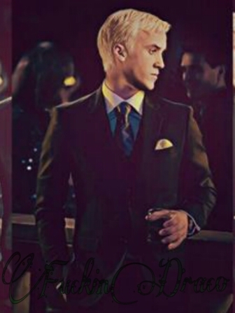 HPRP 21+MC: SLV||Addicted to @ScamanderLyLy & relapsing in love daily; Lyco hooked. ships: Dracius  Drarry.
