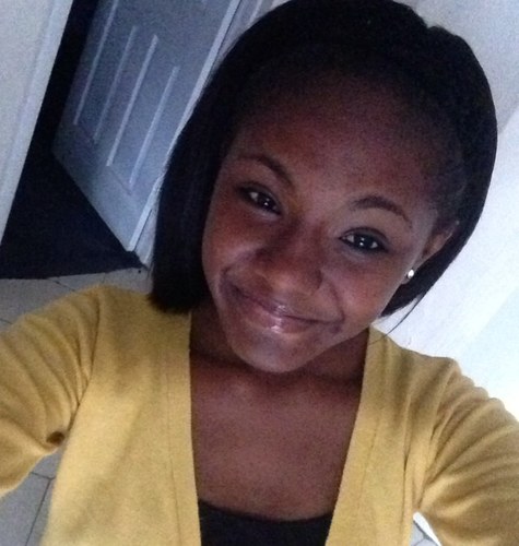 saw my twitcon, liked my twitcon , clicked follow and entered my world :) instagram :atayaandrea , #softball #God. MyBestie: Robbie :) ♥