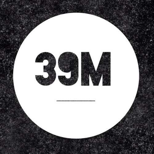 The authentic Twitter account for the Philly-based cover band 39 Mariner.  (http://t.co/6nw0nahgMn)