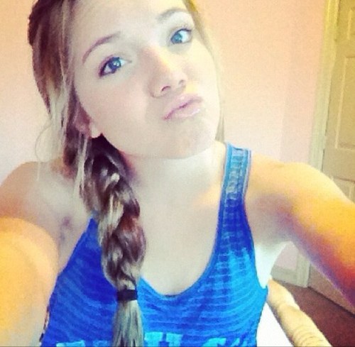 PLL fan! Jason & Aria forever!! (: Sasha Pieterse,Schyler Dixon&Jasmine V are my idols. Drew Van Acker is my crush.im weird & im 14 (: