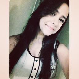 14, Brasil. Instagram: stephanie__s