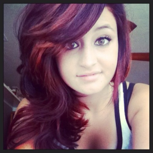 CheyenneRivers3's profile picture. Cheyenne :3 , 15 ❤ single ✌, Kentucky is Life 3 ,  Long Live #83 , Paridise isn't the beach; its a mud hole.