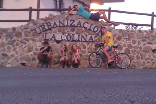 Mamonas and nexos, and @garciiamarta