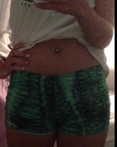bitching about my life and my attempts at getting fit. Avi is me (: