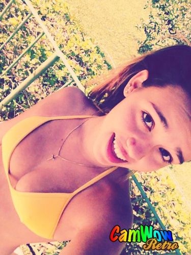 ''Errei. Sofri. Sorri. Chorei. Ri. Vivi. Desanimei. Me enganei. Me decepcionei. Abracei. Beijei. Me decepcionei outra vez. Amadureci.''