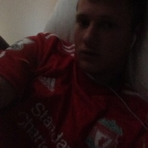 Love liverpool fc with my heart and soul best club in the world. Live in Adelaide,Australia.
Live life to the fullest. dont listen to anyone who doesnt know you