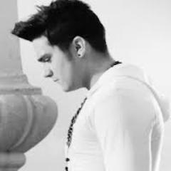 Pra todos os fãs conectados sempre com Luan Santana. Um super amor que o tempo não vai destruir. s2 
since 26/06/2011 @arnaldojr_ segue *-* (L' #Paula e #Karol