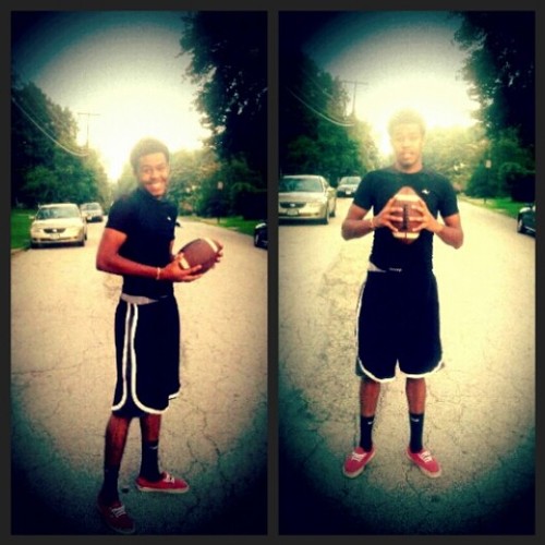 Im Only Doing Me, So thats Why it Seems As If Im Fake Too You....... ..  . Football Is Life, #6 All Day!