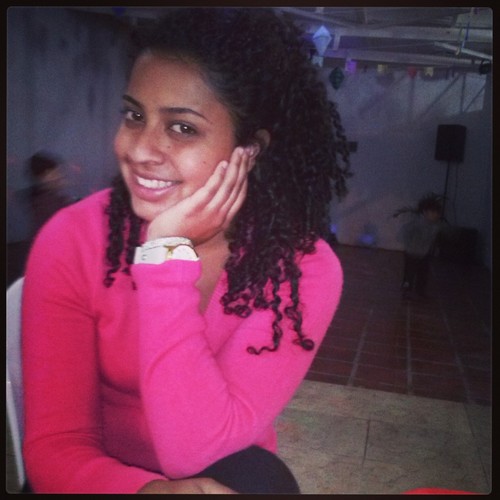 19 aninhos, , aaadoro dançar , comer ... fazer tuuuudo que há de bom nessa viida , sempre disposta a encarar os desafios da viida ;*