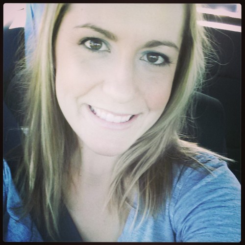 I'm Anna!  I'm passionate about getting fit and love helping others do so too!♥♥