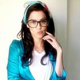 A mente não cria o amor, ele está no coração.