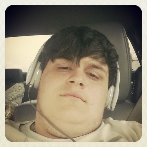 CallmeJeffrey25's profile picture. 