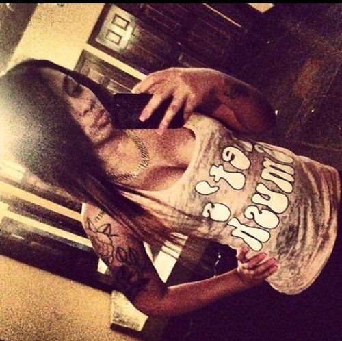 • 22 | #TeamSinglee #TeamLesbian $ Weed Smoker ∞ ABC til' I die. ™