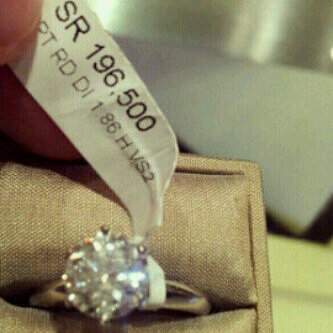 ‏أنا أنثئ وكفئ  ♥