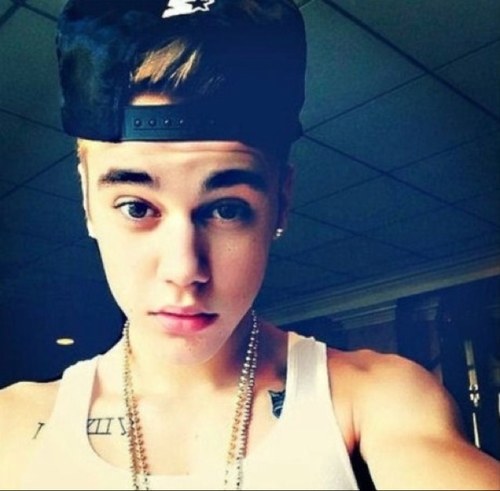 OurCanadianMan's profile picture. If you wanna talk Bieber I'm willing to listen (;
