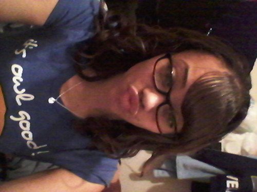 u here. im cute. follow me.