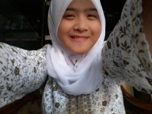 allah , keluarga , dan kalian semua :*