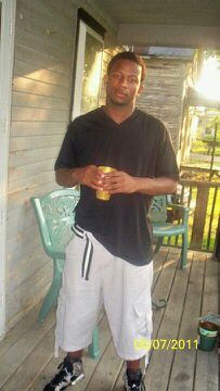 OhShitJayy's profile picture. Always wiff @Taylatickle