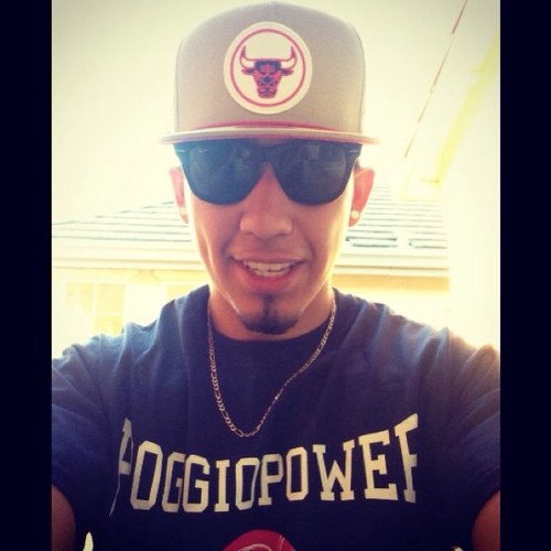 •20 years old
•Scorprio
•Boxin
•Salvadorian 
•Work Work Work
#Hardwork #Ambitious #POGGIOPOWER✊
Follow me on IG POGGIO_POWER