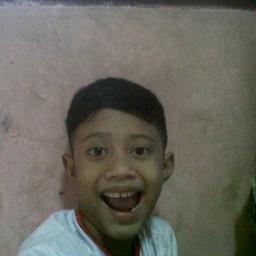 ( yoshi aprilia ) ♥ ! follow me & me follow back you ! come on join ! holligan mabes boy :D