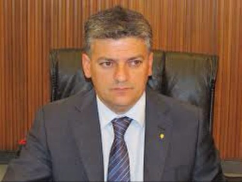 Vice Presidente e Assessore allo Sviluppo Economico,Formazione, Lavoro, Trasporti della Regione Autonoma Valle d’Aosta. Valdôtain et Fédéraliste.