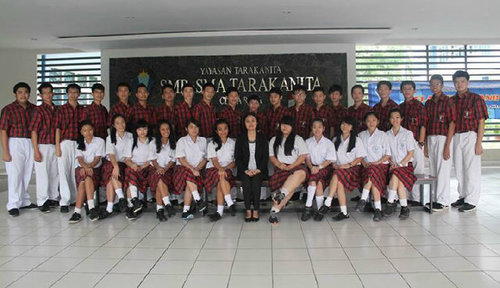 Official Twitter of Twelve Science Class Tarakanita Citra Raya Senior High School 2014/2015