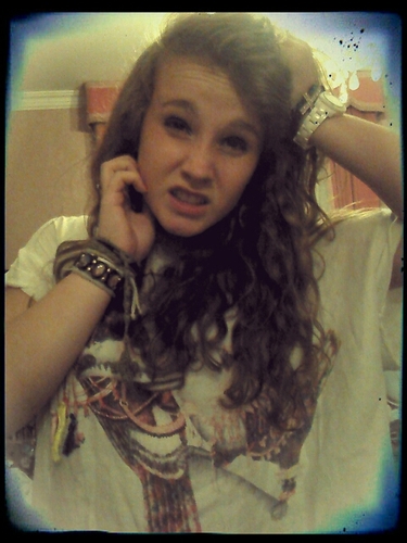 Girl 14 France, Follow me, I follow back !! :D