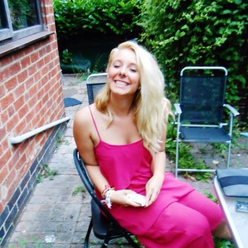 Freelance travel writer | Comms at @spinalinjuries | Award-winning blogger @SophiesSuitcse | Co-founder @awaywithpurpose #MeToo