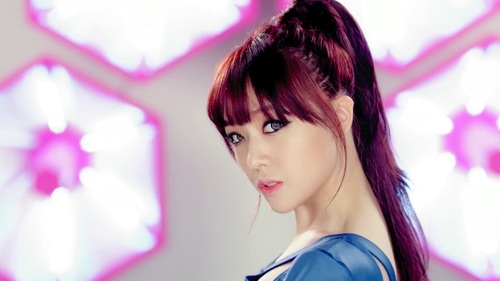 [V] @VogueEnt_RP - 93L |single kece| Cute^^