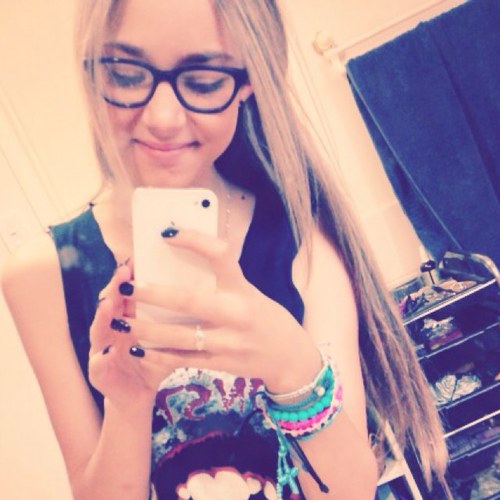 Heey :) If you follow me thank you, I will follow you back! Also spam my ask.fm page and I will love you forever! http://t.co/qx8lhyvnK1 thank you ! Xxxx