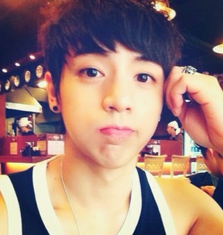 ` ↷ ✩ — Verified Roleplayer @paperstarsrp┊Yu Barom, C-Clown Leader┊#90liner┊✩