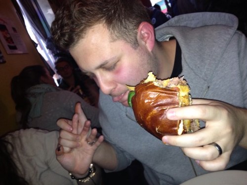 dailydigest's profile picture. 