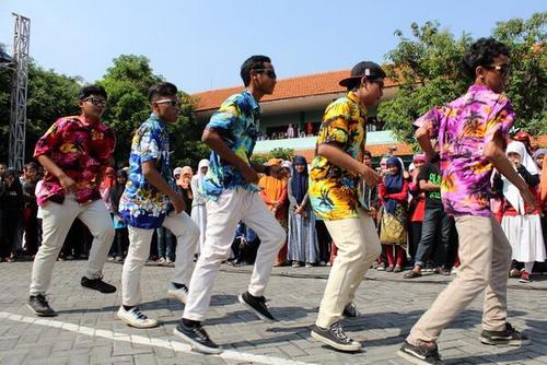Part of @SDAShuffle . Member: @BenyAdamaII @Fajjarwoo @elmoprakasa @nizaaar13 @YHNS_angga | CP: Beny 0838 5624 4024 pin: 20EF6305