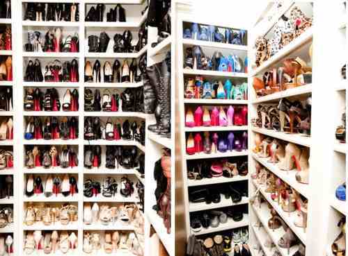 Follow if you love fashion.. and i will follow back!
