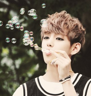 อันยองฮ่ะ ผมวีน้อยผู้น่ารักแห่งบีทีเอส ลองมาคุยกับผมแล้วคุณจะหลงรัก #ขยิบตา 24/07/56