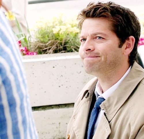 I am an angel of the lord, I have not fallen as an angel but fallen in love with @Demented_Dean ~ My twin is - @Fem_Castiel [Multiverse, #RP #Taken]