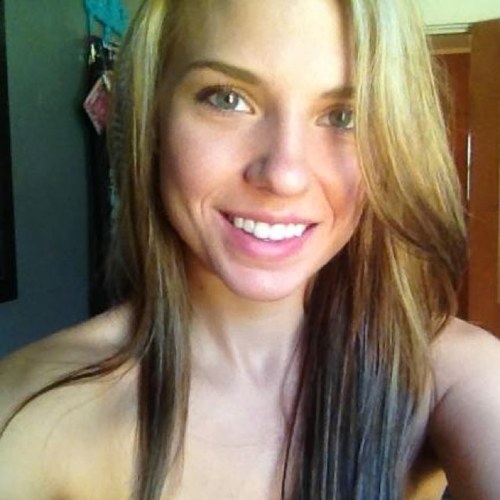 JustBeingMellie's profile picture. Mother, Lover, Friend